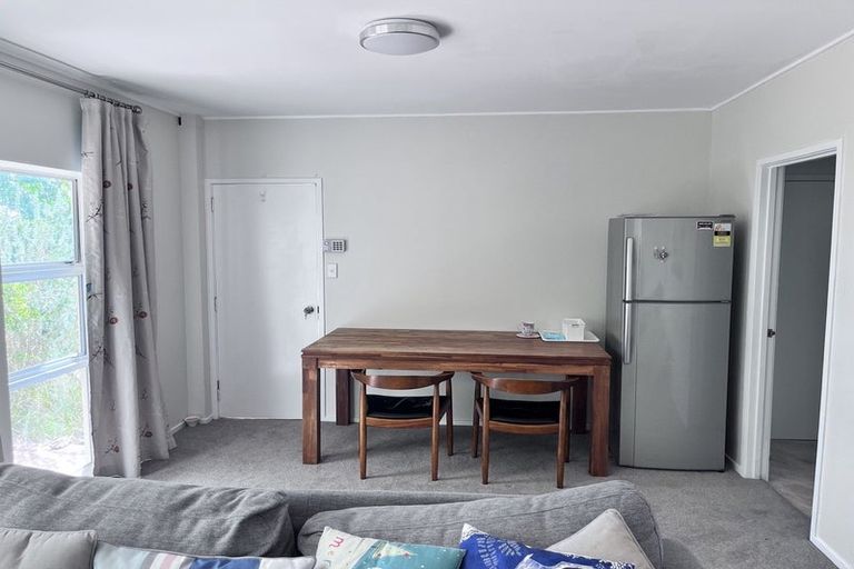 Photo of property in 881 Beach Road, Waiake, Auckland, 0630