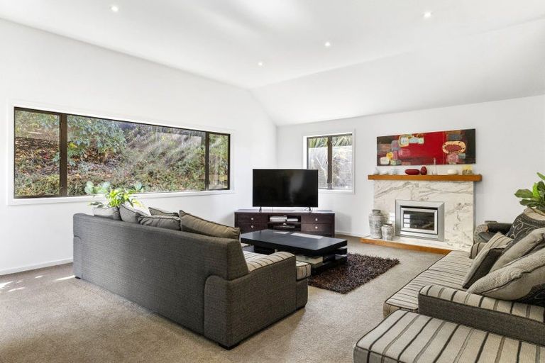 Photo of property in 214 Mapara Road, Acacia Bay, Taupo, 3385