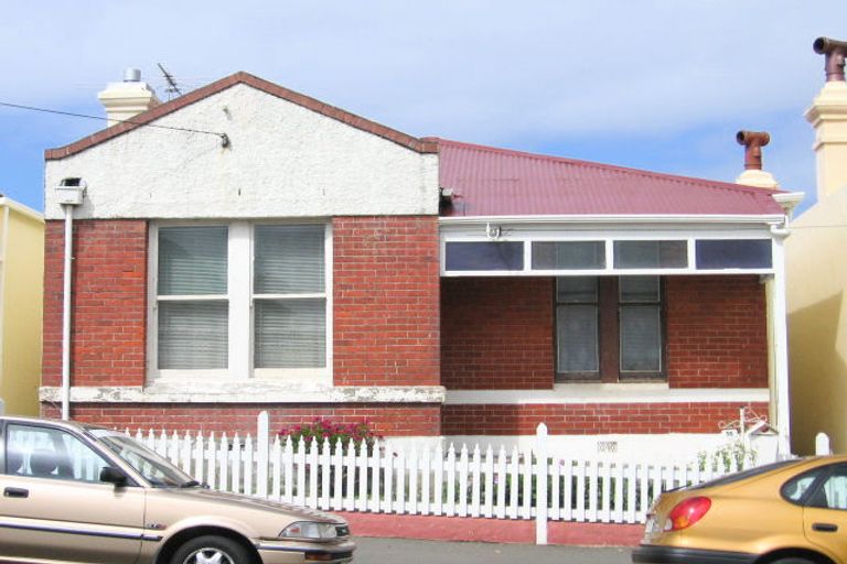 Photo of property in 35 Stoke Street, Newtown, Wellington, 6021