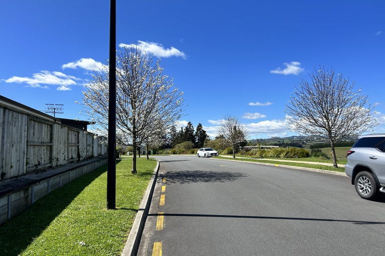 Photo of property in 43 Hanlow Place, Pyes Pa, Tauranga, 3112