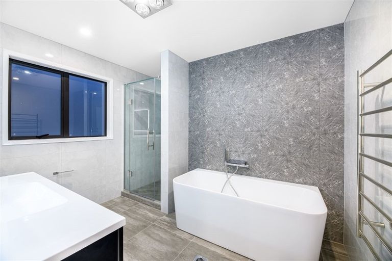 Photo of property in 19 Bight Road, Long Bay, Auckland, 0630