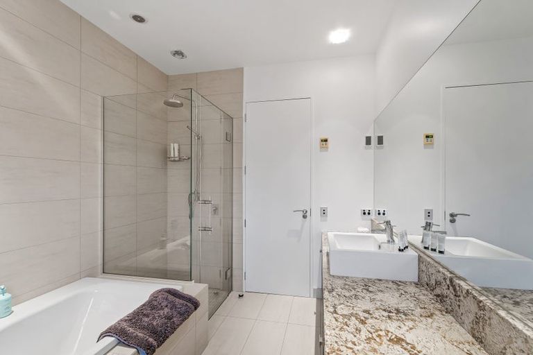 Photo of property in 36 Rue D' Amarres, Gulf Harbour, Whangaparaoa, 0930