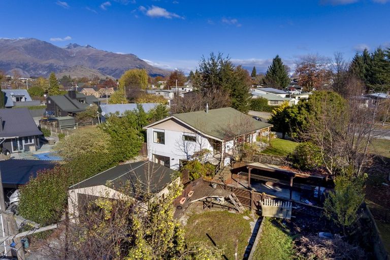 Photo of property in 4 Payne Place, Arrowtown, 9302
