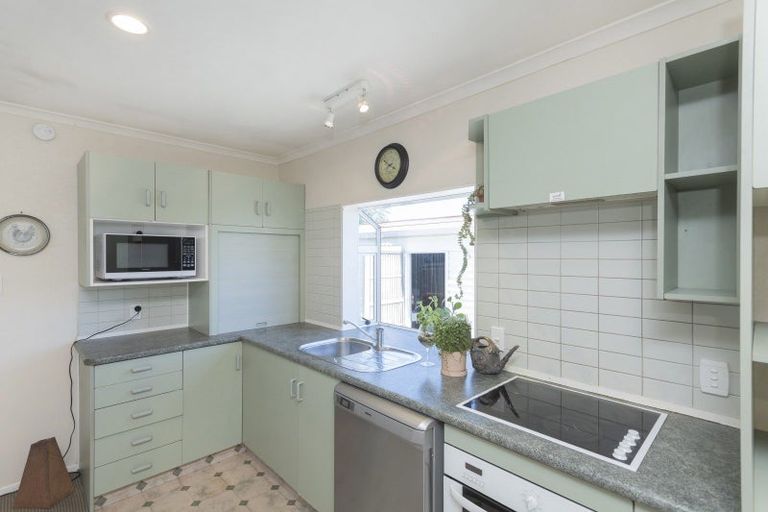 Photo of property in 95 Iranui Road, Inner Kaiti, Gisborne, 4010