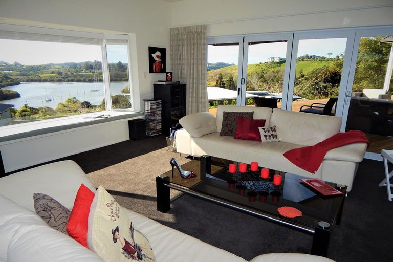 Photo of property in 36 Rarere Terrace, Kerikeri, 0230