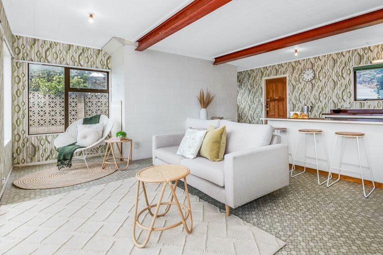 Photo of property in 71 Field Way, Waikanae Beach, Waikanae, 5036