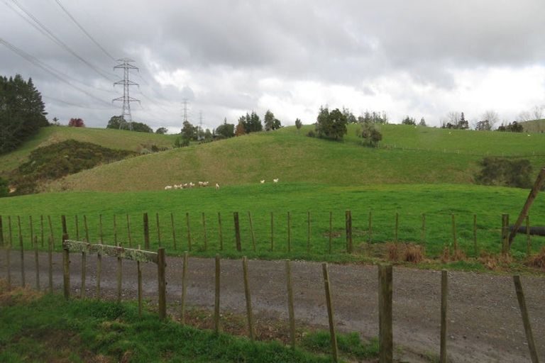 Photo of property in 24 Falls Road, Hunua, Papakura, 2583