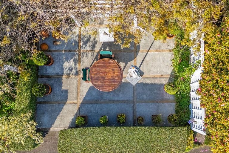 Photo of property in 9a Karaka Grove, Waikanae, 5036