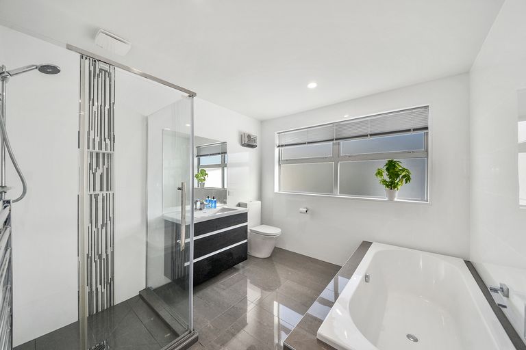 Photo of property in 42 Alderson Avenue, Hillsborough, Christchurch, 8022