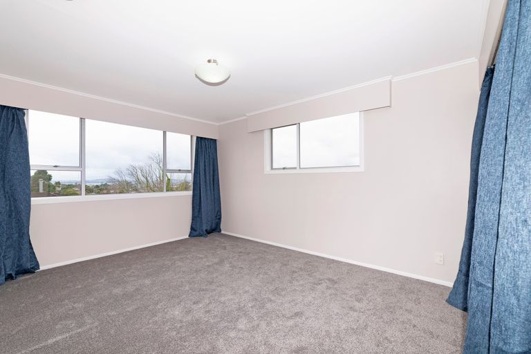 Photo of property in 207 Don Buck Road, Massey, Auckland, 0614