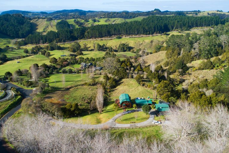 Photo of property in 81 Fiddlers Hill Road, Puhoi, Warkworth, 0994