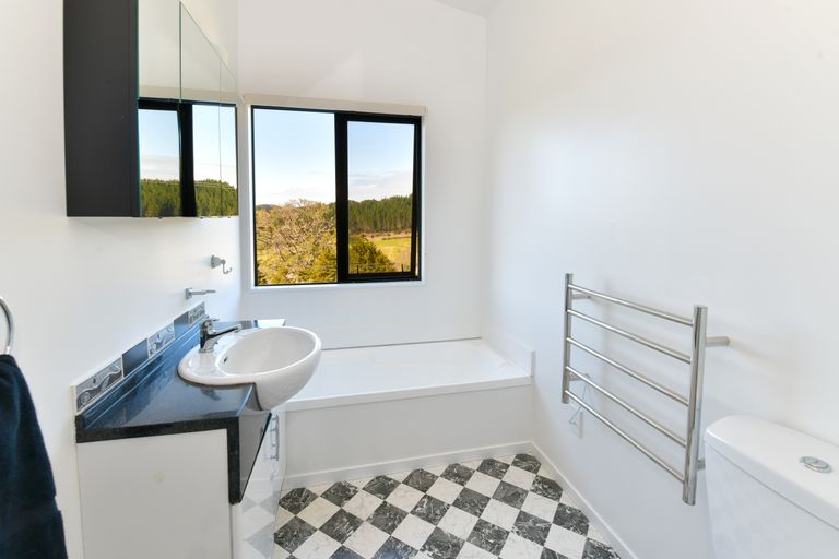 Photo of property in 81 Fiddlers Hill Road, Puhoi, Warkworth, 0994