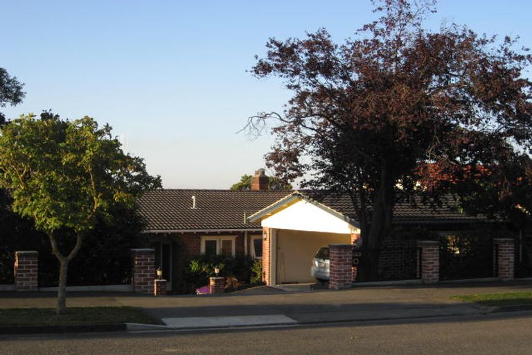 Photo of property in 16 Kitchener Square, Highfield, Timaru, 7910