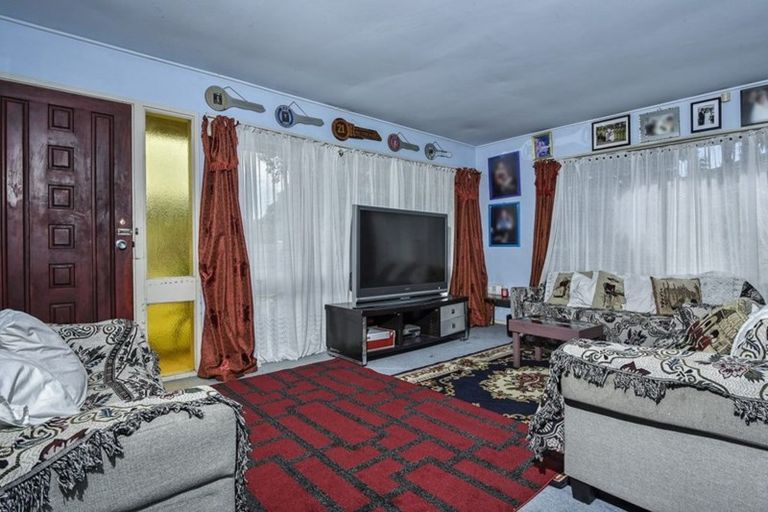 Photo of property in 24 Windoma Circle, Manukau, Auckland, 2025