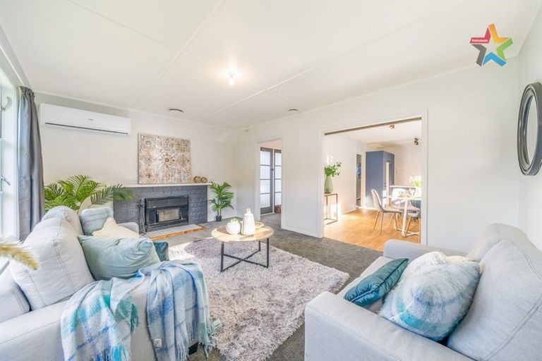 Photo of property in 7 Ruthven Road, Wainuiomata, Lower Hutt, 5014