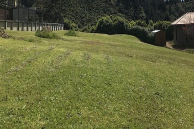 Photo of property in 26 Harbour View Heights, Picton, 7220