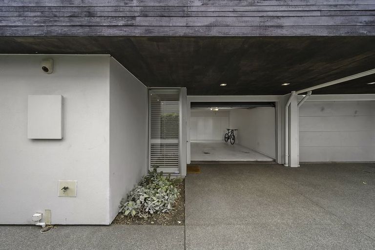 Photo of property in 4/184 Peterborough Street, Christchurch Central, Christchurch, 8013