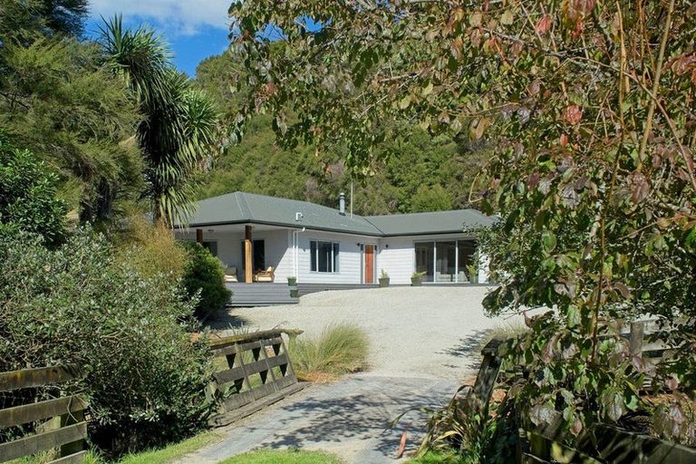 Photo of property in 326c Matokitoki Valley Road, Matokitoki, Gisborne, 4071