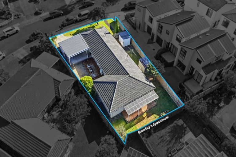 Photo of property in 27 Galsworthy Place, Bucklands Beach, Auckland, 2014