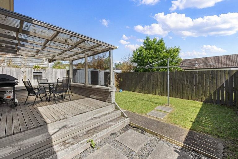 Photo of property in 1/3 Dorendia Place, Clendon Park, Auckland, 2103