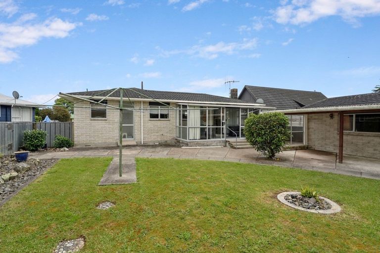 Photo of property in 37 Strathmore Avenue, Levin, 5510