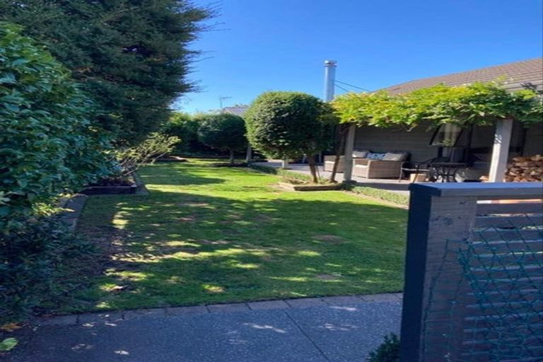 Photo of property in 5 Exton Street, Redwood, Christchurch, 8051