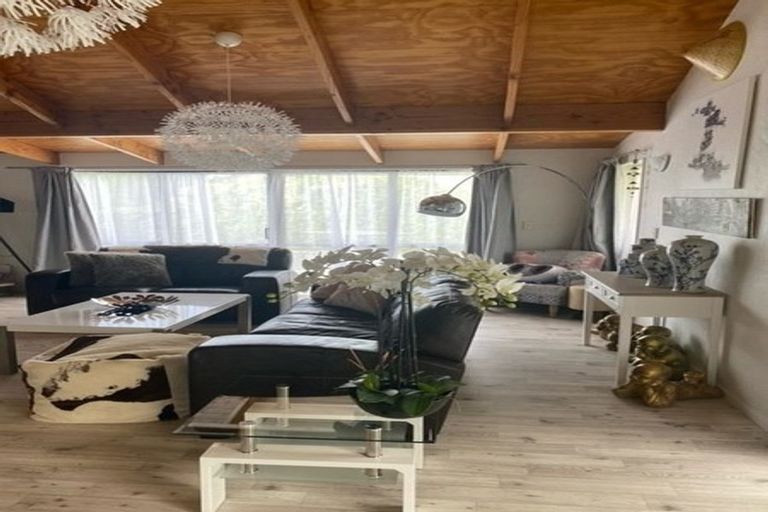 Photo of property in 10 Ted Harpur Place, Onekawa, Napier, 4110