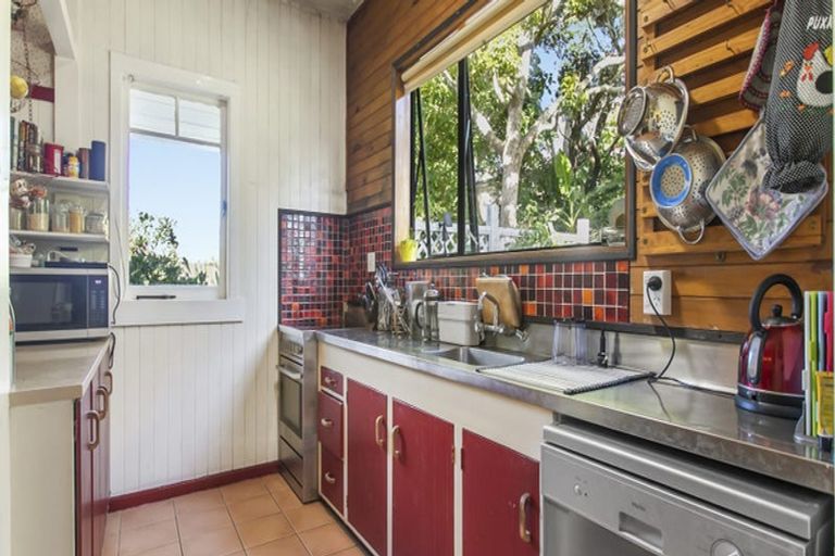 Photo of property in 16 New Brighton Road, Mount Wellington, Auckland, 1062