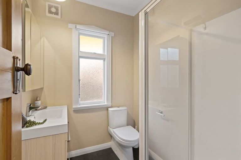 Photo of property in 32 Bowenvale Avenue, Cashmere, Christchurch, 8022