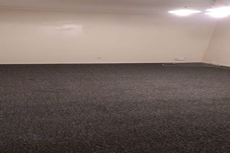 Photo of property in 2/100 Cargill Street, Papakura, 2110
