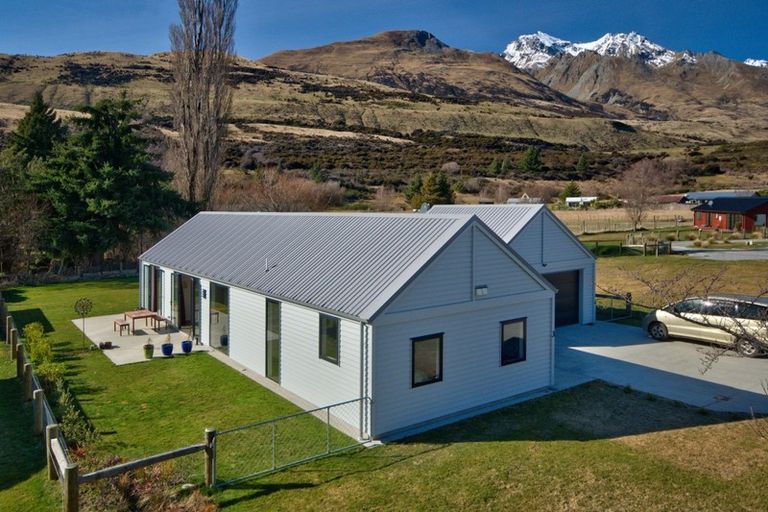 Photo of property in 3 Woodley Place, Glenorchy, 9372