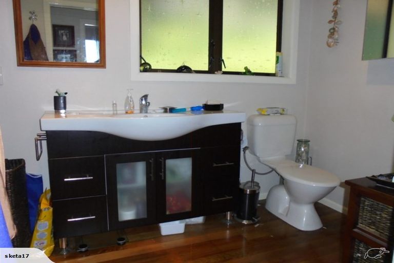 Photo of property in 32 John Street, Stokes Valley, Lower Hutt, 5019