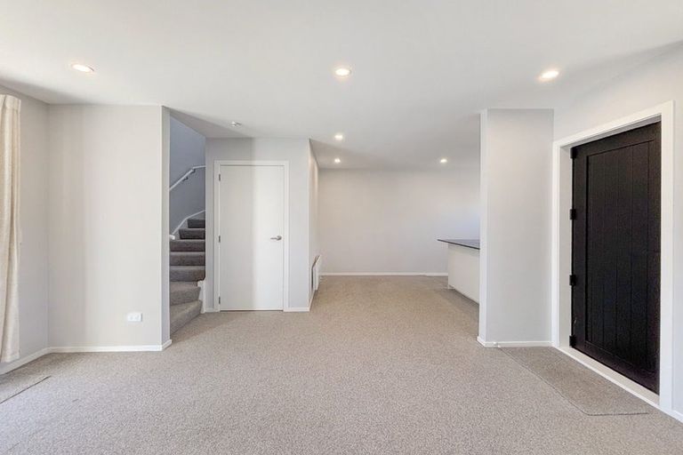 Photo of property in 5 Woodcarver Lane, Titahi Bay, 5022