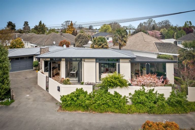 Photo of property in 51 Kirkwood Avenue, Upper Riccarton, Christchurch, 8041