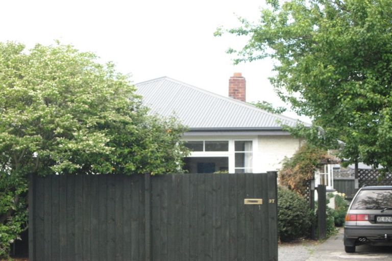 Photo of property in 37 Simeon Street, Spreydon, Christchurch, 8024