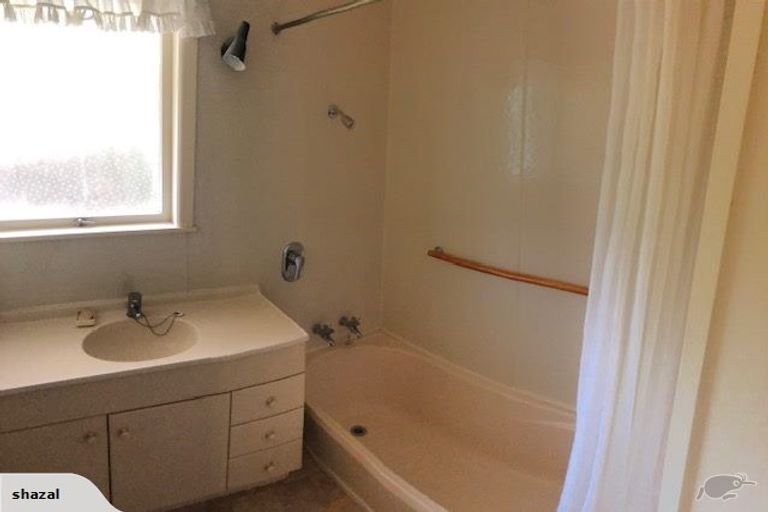 Photo of property in 67 Archers Road, Hillcrest, Auckland, 0629