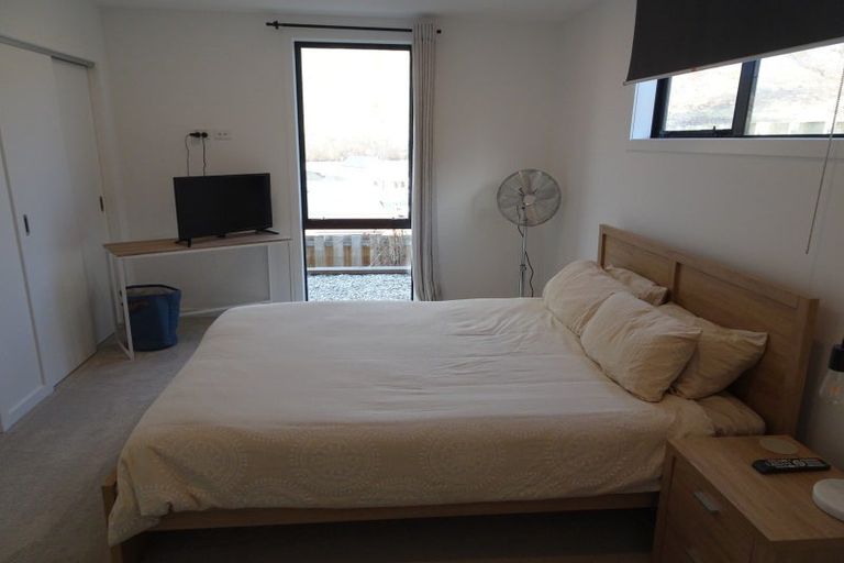 Photo of property in 5 Clover Lane, Lake Hayes, Queenstown, 9304