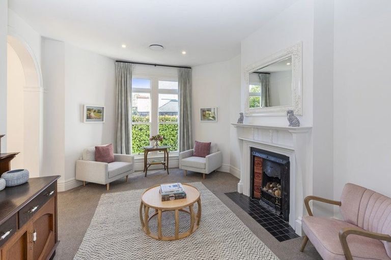 Photo of property in 41 Leinster Road, Merivale, Christchurch, 8014