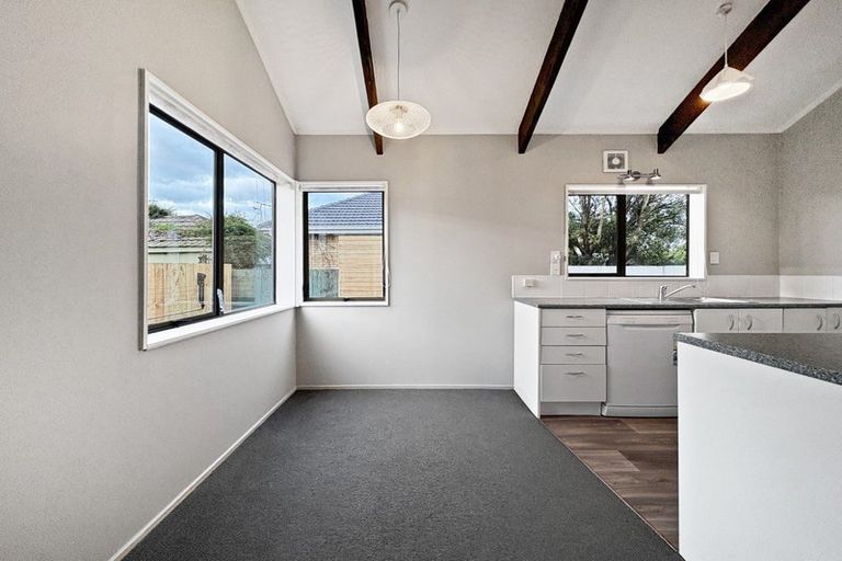 Photo of property in 65a Vardon Road, St Andrews, Hamilton, 3200