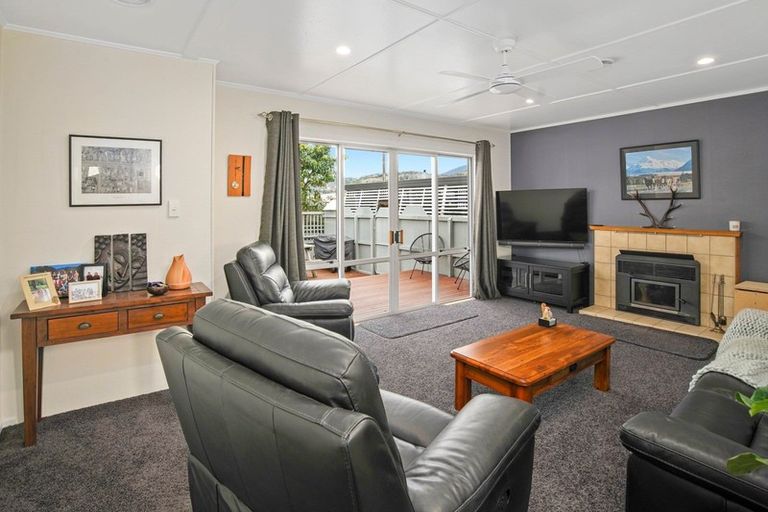 Photo of property in 12 Polstead Road, Stoke, Nelson, 7011