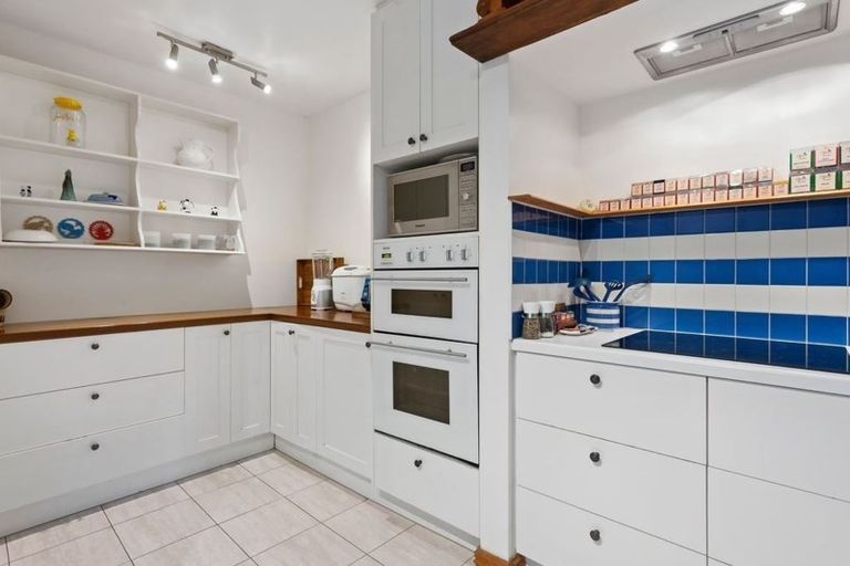 Photo of property in 14 Te Ra Crescent, Diamond Harbour, 8972