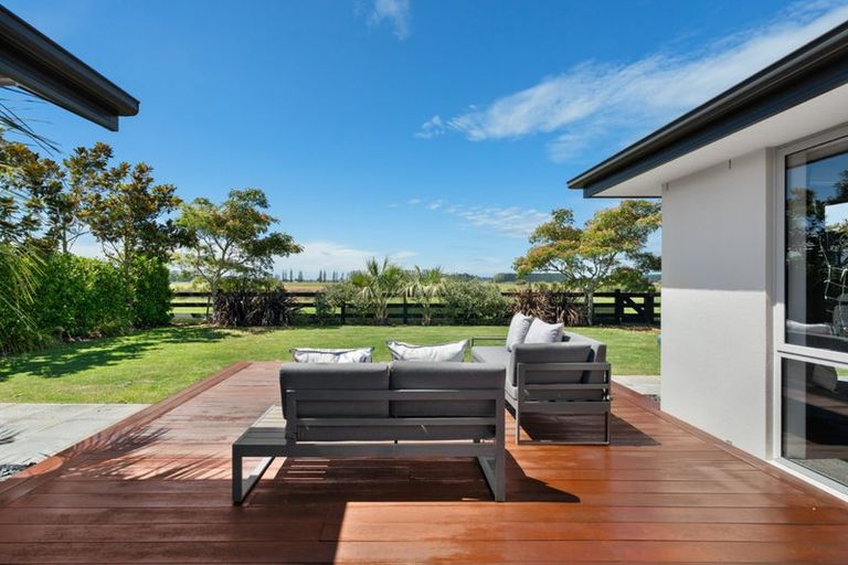 Photo of property in 40 Brockelbank Drive, Kaiapoi, 7630