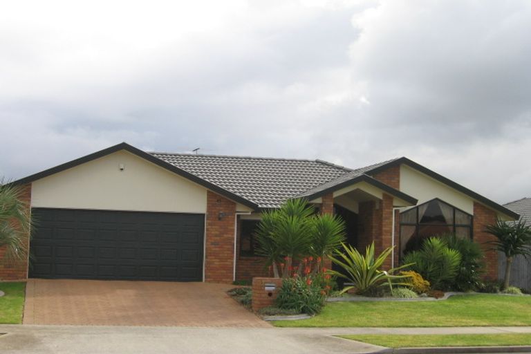 Photo of property in 45 Wayne Francis Drive, East Tamaki, Auckland, 2016