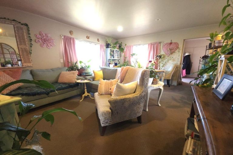 Photo of property in 3 Kaikahu Road, Kerepehi, Paeroa, 3671