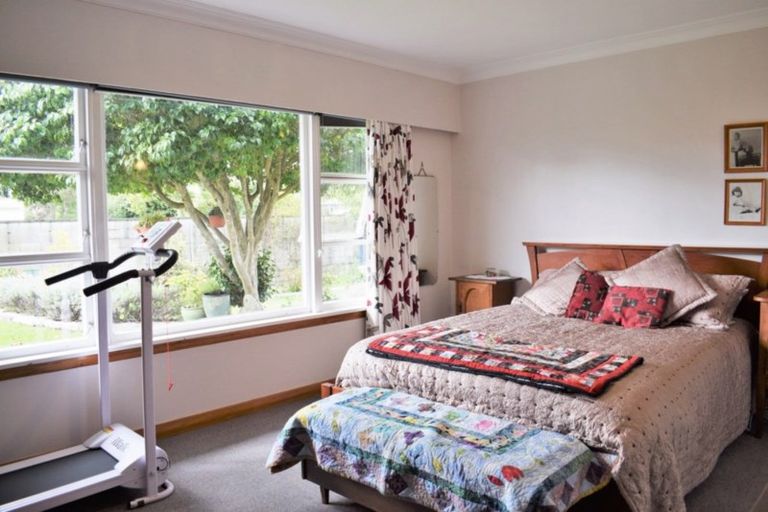 Photo of property in 24 Lemon Street, Otaki, 5512