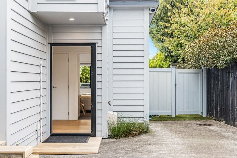 Photo of property in 125d Point Chevalier Road, Point Chevalier, Auckland, 1022