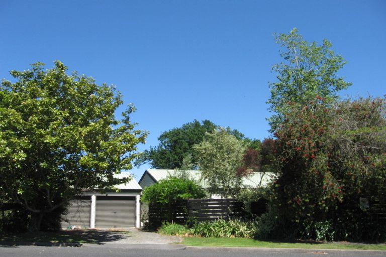 Photo of property in 14 Magnolia Street, Outer Kaiti, Gisborne, 4010