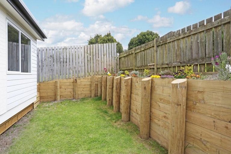 Photo of property in 80a Arimu Road, Papakura, 2110