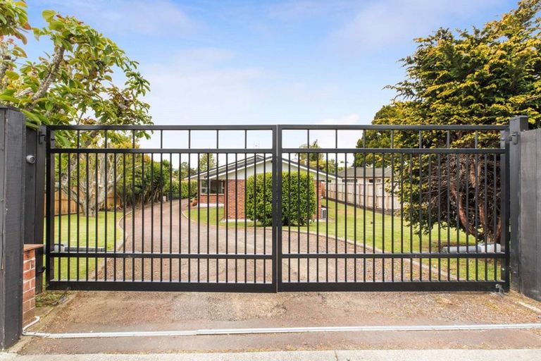 Photo of property in 328 Great South Road, Opaheke, Papakura, 2113