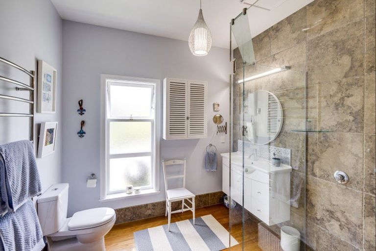 Photo of property in 20 Tauroa Road, Havelock North, 4130